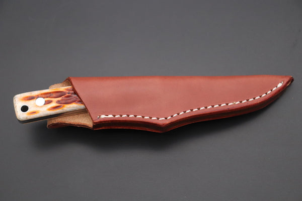 Hattori KD30-841B Cowry X Damascus Little Wild Hunters (Clip Point, Brown Jigged Bone Handle) - japaneseknifedirect.mom