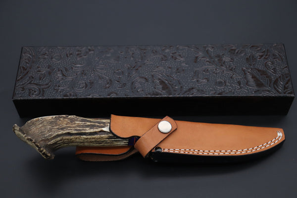 Hattori 傘 SAN Limited Edition SAN-133A Cowry-X Damascus Mighty Wild Crown Hunter (Crown Stag Handle) - japaneseknifedirect.mom