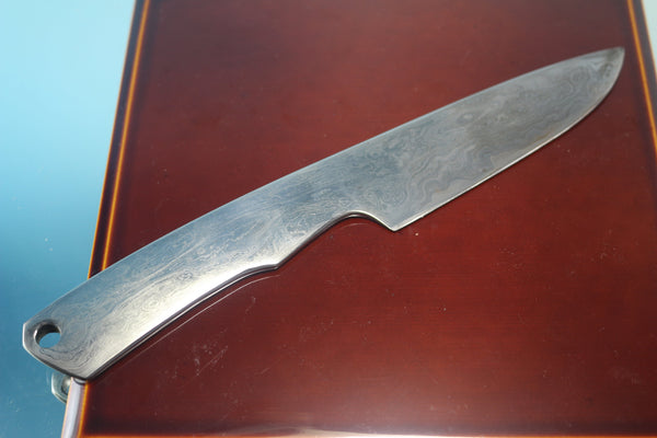 IKUMI OKANO IO-100 Hammer Forged Knives, H2 and Carbon Damascus Blades