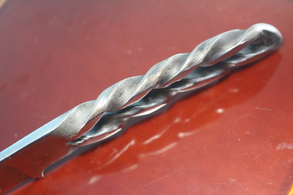 IKUMI OKANO IO-200 Cable (Wire) Damascus Utility Knife, Unique Twisted Handle