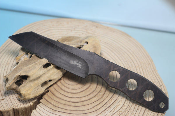 Makkari JM-120 Raptor, Wharncliffe Blade, 4" Non-Glare Black Coated AUS-8 Blade