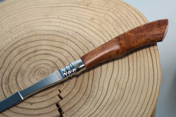 Ritsu Maruyama RM-40  "DESK DIRK" ATS-34 Premium steel blade, with Stand