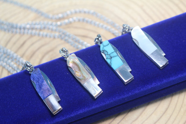 Fumio Inagaki FI-20 Miniature Jess Horn Lockback Folder with Necklace chain & Jewelry box - japaneseknifedirect.mom