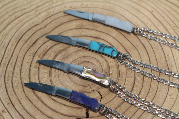 Fumio Inagaki FI-20 Miniature Jess Horn Lockback Folder with Necklace chain & Jewelry box - japaneseknifedirect.mom